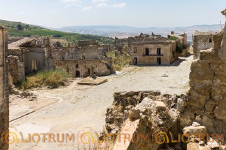 Villaggio abbandonato