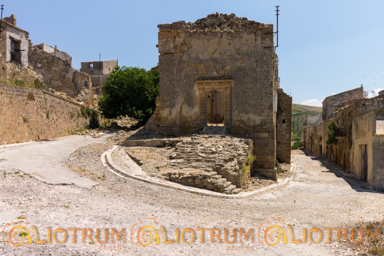 POGGIOREALE- Chiesa di Gesù e Maria