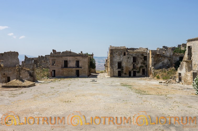 POGGIOREALE - Piazza Elimo