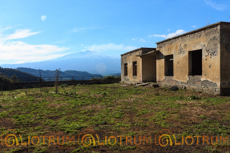 Borgo San Giovanni - vista Etna